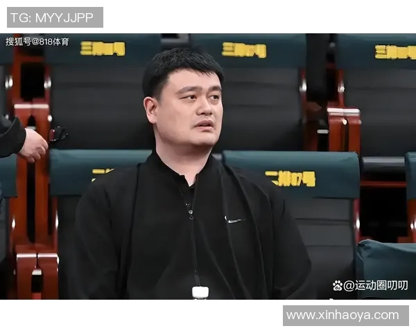 姚明与詹姆斯的篮球传奇对决与时代交汇的深刻影响分析 姚明与詹姆斯的篮球传奇对决与时代交汇的深刻影响分析