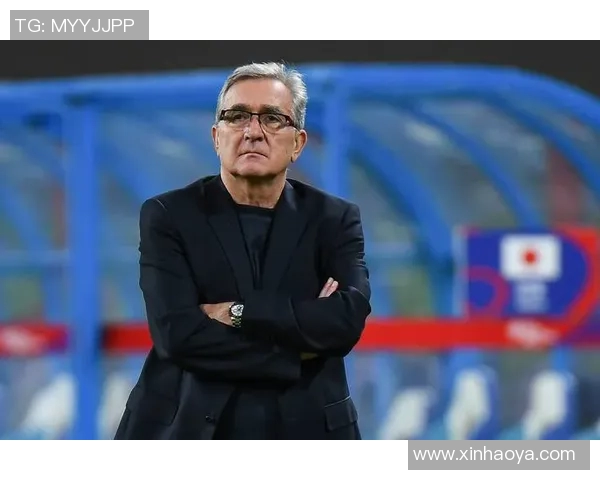 足球明星鼻子受伤瞬间曝光引发球迷热议与关心 足球明星鼻子受伤瞬间曝光引发球迷热议与关心